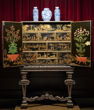 Cabinet with Chinese and American Motifs, 1700–1710, Dutch