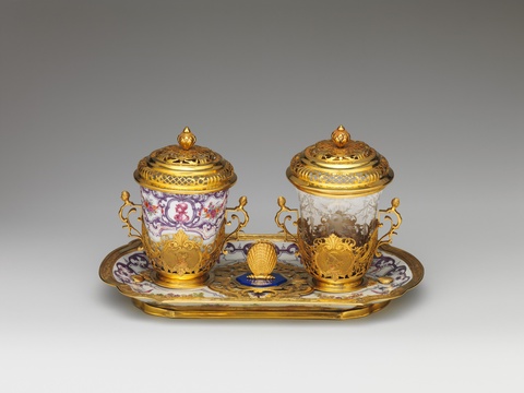 Ensemble for chocolate,1735–40, Du Paquier Porcelain Manufactory, Austrian
